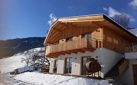 Hauserhof Chalet In Villanders - Moderne Wohnungen Mit 2 Badezimmer Und 2 Schlafzimmer